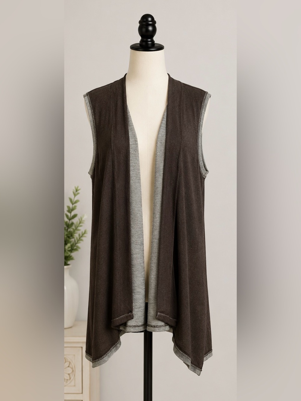 Ruby Rd. Brown & Gray Sleeveless Draped Open-Front Vest